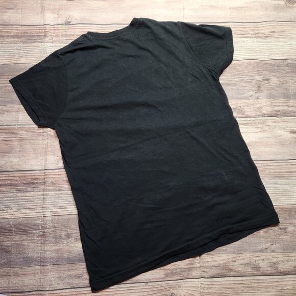 ⭐️ Bayside Religious Graphic Shirt - Picture 6 of 8